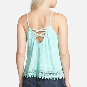 9.3 Eline Line & Dot Medium Swing Crochet Hem Top